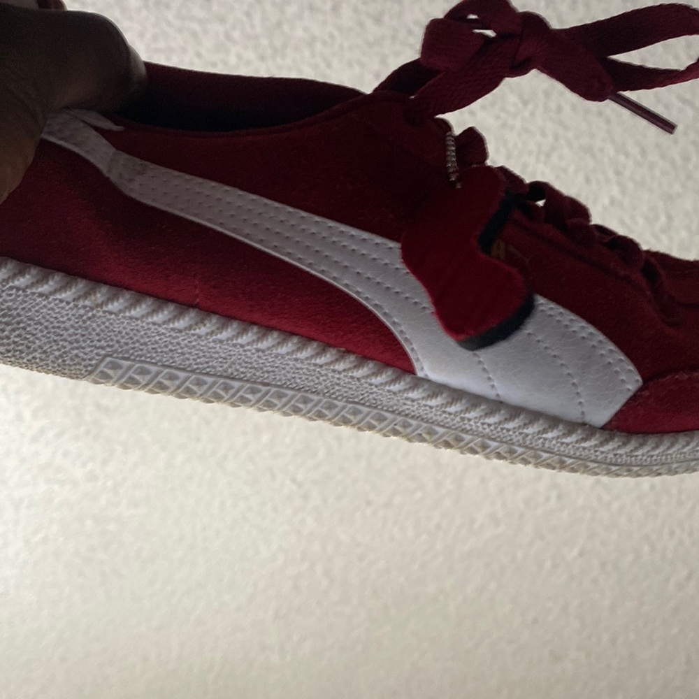 Puma shoes red white been worn a few times